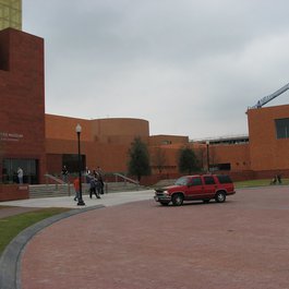 Fort Worth Museum Of Science And History, Fort Worth Photo #3 by QuesterMark from flickr