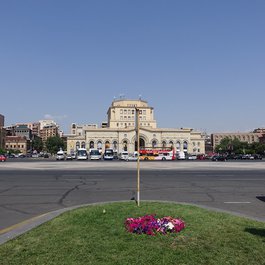 Republic Square, Yerevan Photo #4 by David Jones from flickr