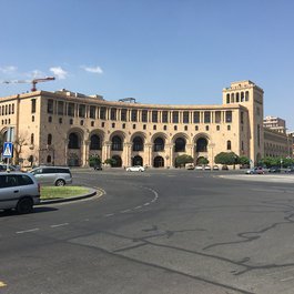 Republic Square, Yerevan Photo #3 by David Jones from flickr