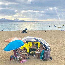 Las Canteras Beach, Las Palmas De Gran Canaria Photo #4 by Daniel Cruz Valle from flickr