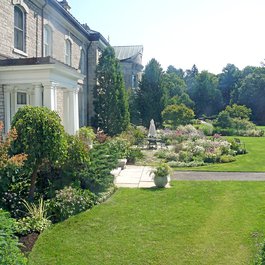 Rideau Hall, Ottawa Photo #5 by Dennis Jarvis from flickr