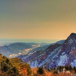 Seoraksan National Park, South Korea Photo #9 by mendhak from flickr