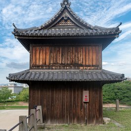 Fukuoka Castle Ruins, Fukuoka Photo #6 by xiquinhosilva from flickr