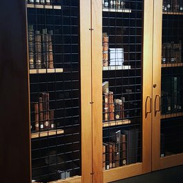 Western Reserve Historical Society, Cleveland Photo #4 by Tim Evanson from flickr