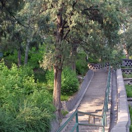 Jingshan Park, Beijing (Peking) Photo #7 by adamclyde from flickr