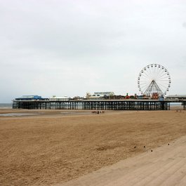 Central Pier, Blackpool Photo #6 by Neil Turner from flickr