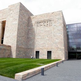 Joslyn Art Museum, Omaha Photo #6 by S C Hargis from flickr
