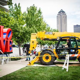 Pappajohn Sculpture Park, Des Moines Photo #5 by Phil Roeder from flickr