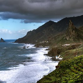 Santa Cruz Island, Galapagos Islands Photo #9 by Enrico Strocchi from flickr