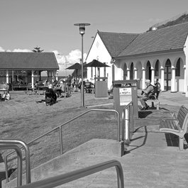 Nobbys Beach, Newcastle Photo #4 by Tim J Keegan from flickr