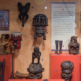 Glenbow Museum, Calgary Photo #8 by xiquinhosilva from flickr