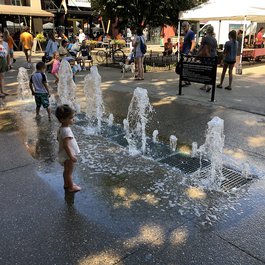 Market Square, Knoxville Photo #7 by Todd Van Hoosear from flickr