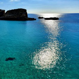 Blue Lagoon, Malta Photo #3 by Pom' from flickr