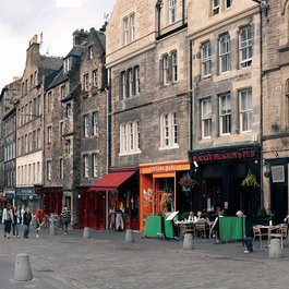 Grassmarket, Edinburgh Photo #5 by stu smith from flickr