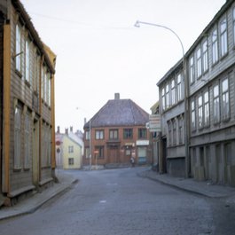 Bakklandet, Trondheim Photo #4 by Municipal Archives of Trondheim from flickr