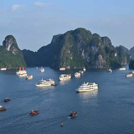Ti Top Island, Haiphong Photo #9 by Cha già José from flickr