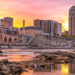 Stone Arch Bridge, Minneapolis Photo #9 by Chad Davis from flickr