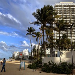 Condado Beach, San Juan Photo #6 by Steam Pipe Trunk Distribution Venue from flickr