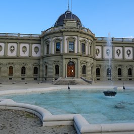 Musée Ariana, Geneva Photo #7 by Guilhem Vellut from flickr