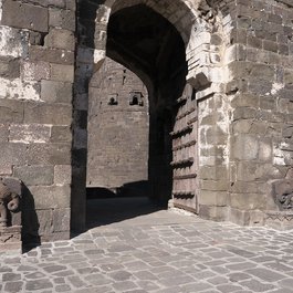 Daulatabad Fort, Aurangabad Photo #2 by Dinesh Valke from flickr