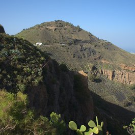 Caldera De Bandama, Las Palmas De Gran Canaria Photo #7 by Aleksandr Zykov from flickr