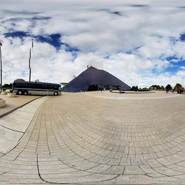 Rock & Roll Hall Of Fame, Cleveland Photo #8 by Eric Friedebach from flickr