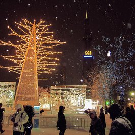 Sapporo Ōdōri Park, Sapporo Photo #8 by kaige from flickr