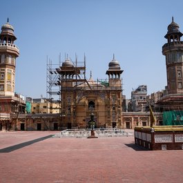 Masjid Wazir Khan, Lahore Photo #4 by Francisco Anzola from flickr