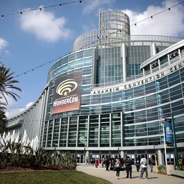Anaheim Convention Center, Anaheim Photo #1 by Gage Skidmore from flickr