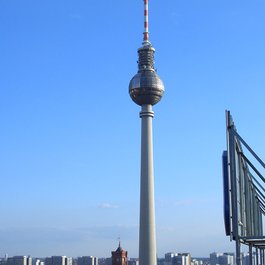 Berliner Fernsehturm, Berlin Photo #7 by mabi2000 from flickr