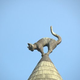 Latvia itinerary, Cat House