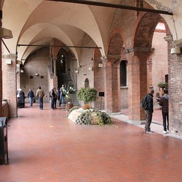 Palazzo Re Enzo, Bologna Photo #5 by Marco Assini from flickr