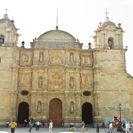 Zócalo Oaxaca, Oaxaca De Juárez Photo #7 by Graeme Churchard from flickr