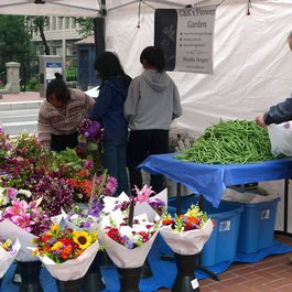 Pioneer Courthouse Square, Portland Photo #8 by Ruth Hartnup from flickr