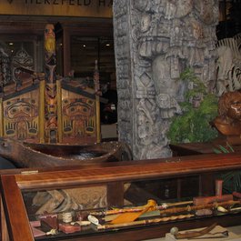 Milwaukee Public Museum, Milwaukee Photo #5 by Ed Bierman from flickr