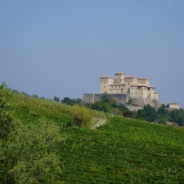 Castle Of Torrechiara, Parma Photo #2 by Udo Schröter from flickr