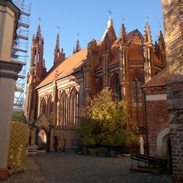 St. Anne's Church, Vilnius Photo #3 by Mark Healey from flickr