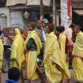 Harishchandra Ghat, Varanasi Photo #9 by Arian Zwegers from flickr