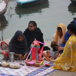 Harishchandra Ghat, Varanasi Photo #3 by Arian Zwegers from flickr
