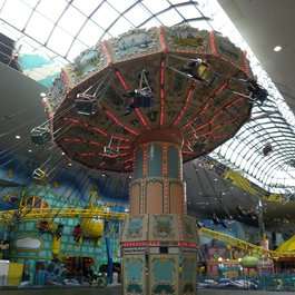 West Edmonton Mall, Edmonton Photo #4 by JasonParis from flickr