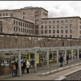 Topography Of Terror, Berlin Photo #2 by Guillén Pérez from flickr