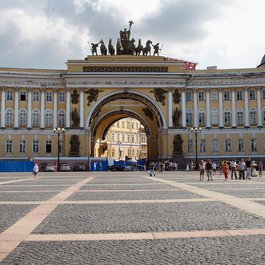Saint Petersburg itinerary, General Staff Building