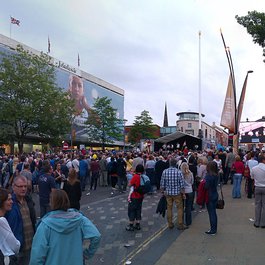 Sheffield City Hall, Sheffield Photo #5 by Bruno Postle from flickr