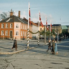 Torvet, Trondheim Photo #5 by Municipal Archives of Trondheim from flickr