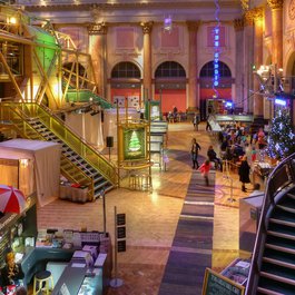 Royal Exchange, Manchester, Manchester Photo #2 by Matthew Hartley from flickr