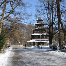 Biergarten Am Chinesischen Turm, Tegernsee Photo #1 by sacratomato_hr from flickr