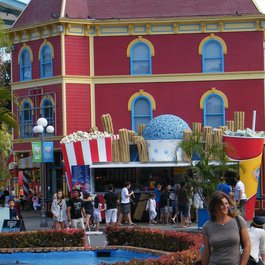 Dreamworld, Gold Coast-Tweed Photo #2 by Michael Zimmer from flickr