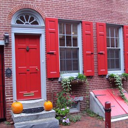 Elfreth's Alley, Philadelphia Photo #7 by denisbin from flickr