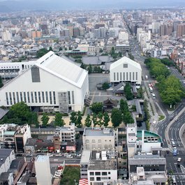 Kyoto Tower, Kyoto Photo #9 by James Abbott from flickr