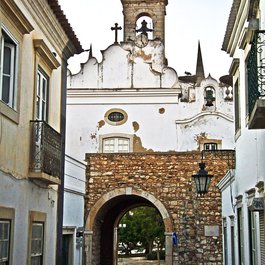 Arco Da Vila, Faro Photo #2 by Vitor Oliveira from flickr